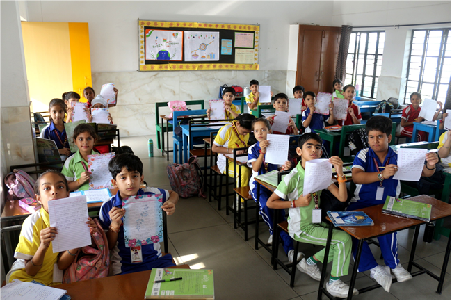 HINDI CALLIGRAPHY ACTIVITY OF CLASS IV