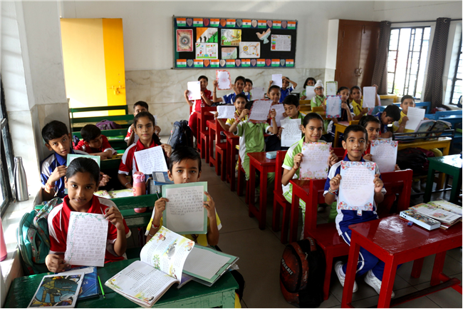 HINDI CALLIGRAPHY ACTIVITY OF CLASS IV