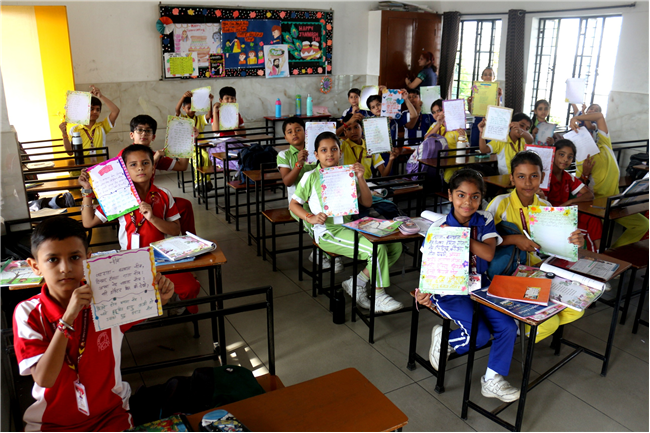 HINDI CALLIGRAPHY ACTIVITY OF CLASS IV