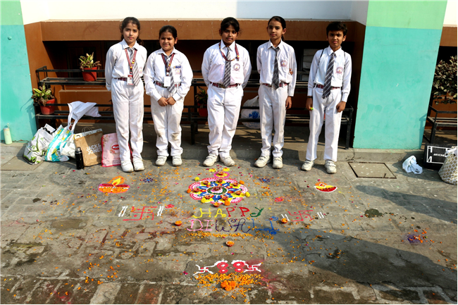 RANGOLI MAKING COMPETITION OF CLASS IV