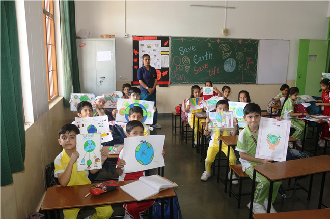 DRAW AND COLOUR COMPETITION FOR CLASS II