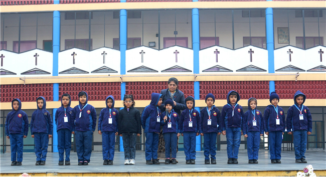 SANTA CAP DECORATION PRIZE DISTRIBUTION OF CLASS NURSERY, LKG & UKG