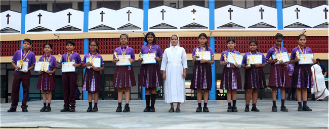 AWARD CEREMONY OF CLASSES VI TO XII