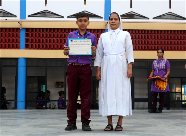 AWARD CEREMONY OF CLASSES VI TO XII