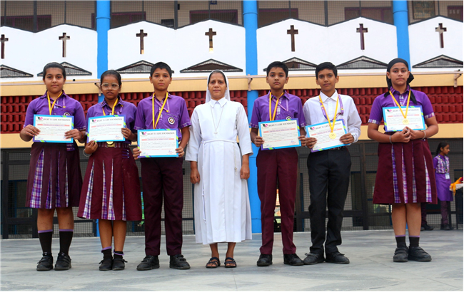 AWARD CEREMONY OF CLASSES VI TO XII