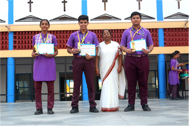 AWARD CEREMONY OF CLASSES VI TO XII