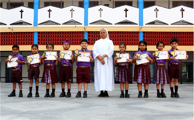 PRIZE DISTRIBUTION AWARD CEREMONY OF CLASS I TO V