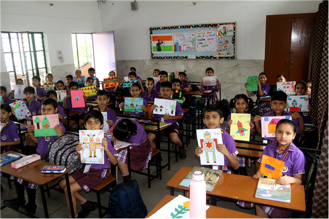 CREATIVITY WITH 2-D SHAPES COMPETITION OF CLASS III