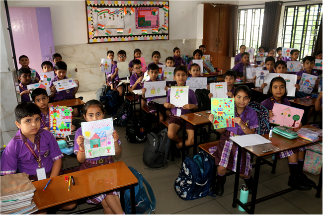 CREATIVITY WITH 2-D SHAPES COMPETITION OF CLASS III