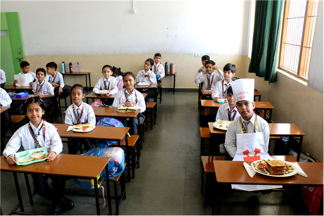 SANDWICH MAKING COMPETITION OF CLASS II