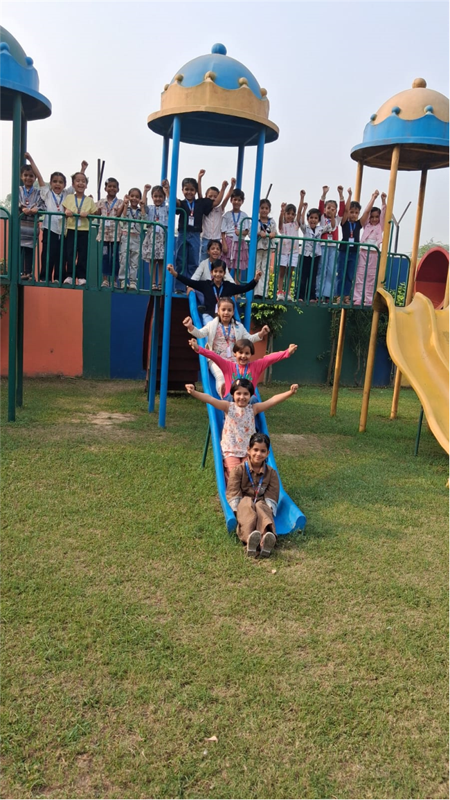 CAMPUS PICNIC (BAGLESS DAY) FOR NURSERY TO CLASS II