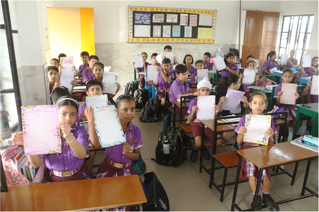 ENGLISH CALLIGRAPHY ACTIVITY OF CLASS IV