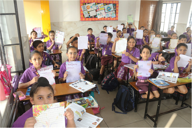 ENGLISH CALLIGRAPHY ACTIVITY OF CLASS IV