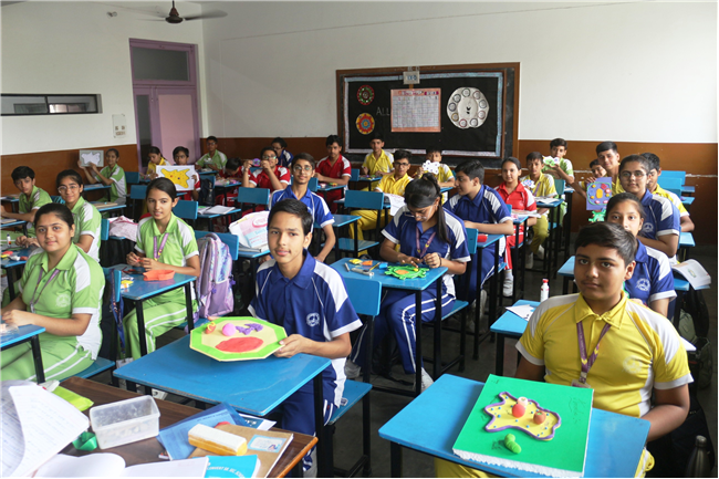 CLAY MODELLING COMPETITION FOR CLASS IX