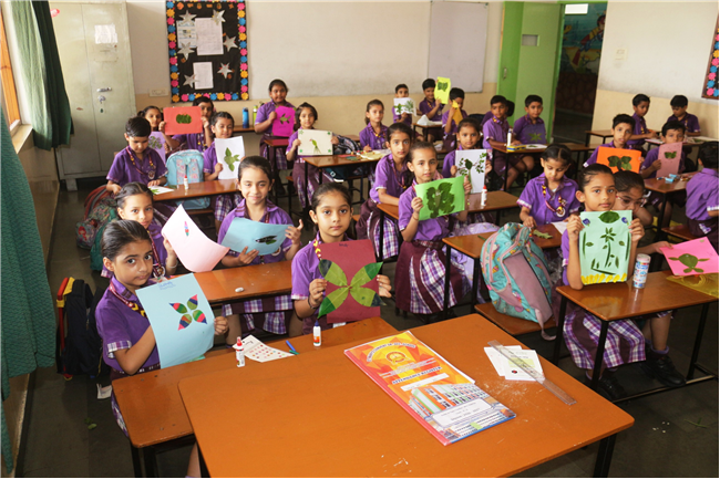 ART WITH LEAF ACTIVITY OF CLASS II