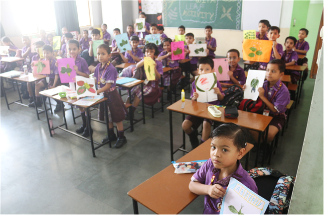 ART WITH LEAF ACTIVITY OF CLASS II