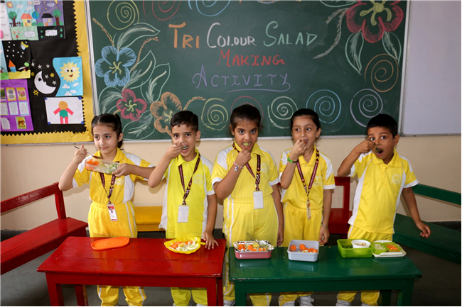 TRI-COLOUR SALAD MAKING ACTIVITY OF CLASS-I