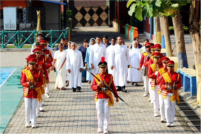 SCHOOL & MANAGEMENT DAY CELEBERATION