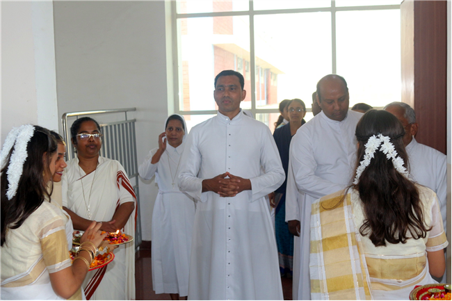 SCHOOL & MANAGEMENT DAY CELEBERATION