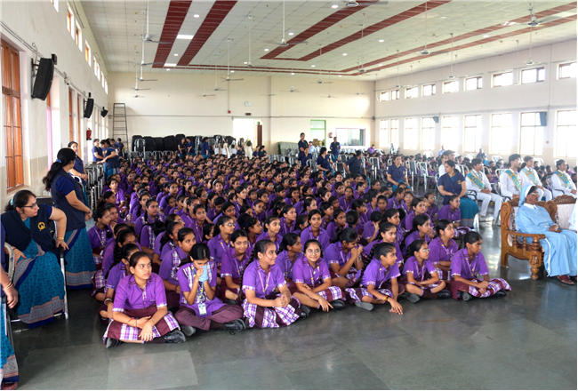 SCHOOL & MANAGEMENT DAY CELEBERATION