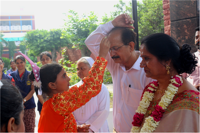 REPORT ON RETIREMENT DAY OF MRS. ASHA SHARMA