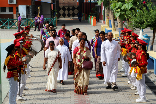 REPORT ON RETIREMENT DAY OF MRS. ASHA SHARMA