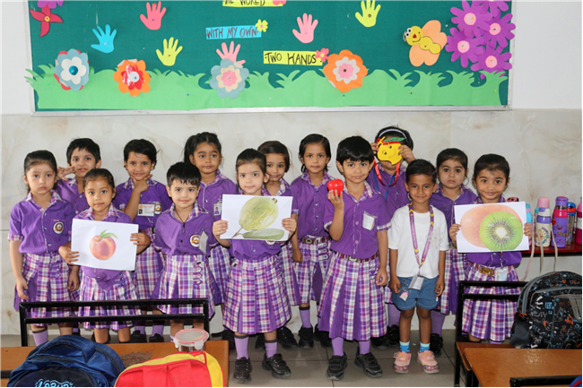 FRUIT DAY ACTIVITY OF CLASS L.K.G