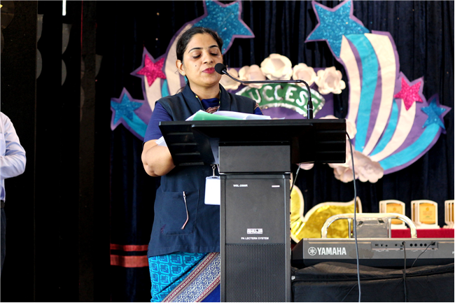 AWARD CEREMONY FOR CBSE TOPPER