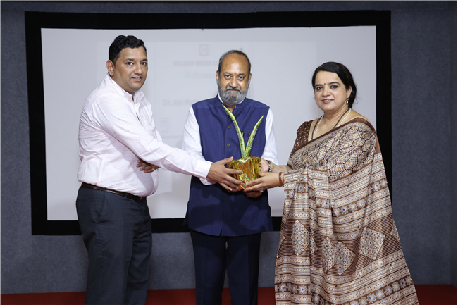 NISCORT signs an MOU with Public Relations Society of India (PRSI)