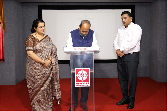 NISCORT signs an MOU with Public Relations Society of India (PRSI)