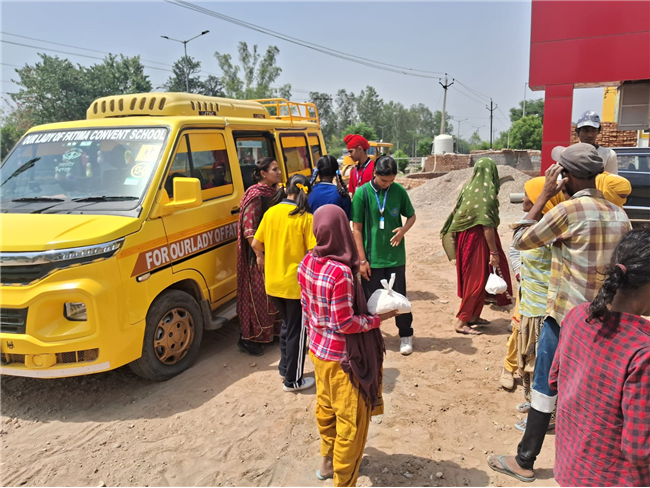Wheat Flour Distribution by Students – Our Lady of Fatima Convent School, Assarpur