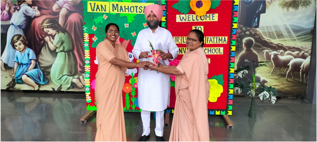 Our Lady of Fatima Convent School, Assarpur Celebrates Van Mahotsav with Great Zeal