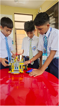 Robotics Learn, Build, Innovate !