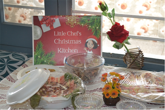 Little Chef's  Christmas Kitchen