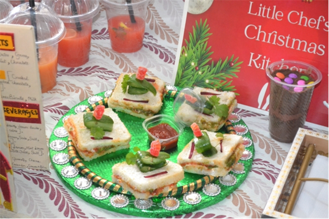 Little Chef's  Christmas Kitchen