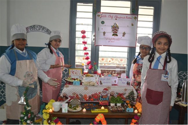 Little Chef's  Christmas Kitchen