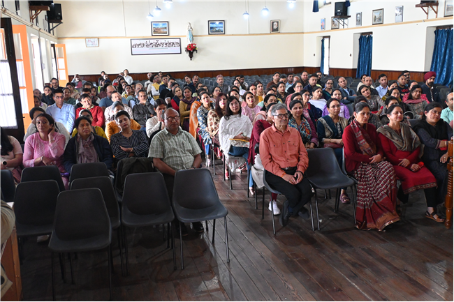 Parents' Orientation on Digital Damage