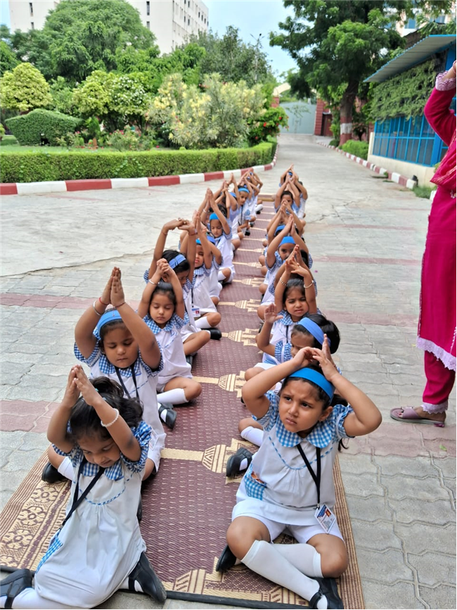YOGA ACTIVITY CLASS NURSERY 2025
