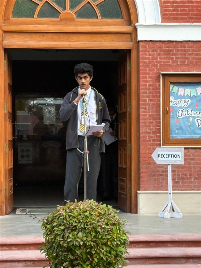 ASSEMBLY BY CLASS 11A - INFLUENCER CULTURE: WHEN INSPIRATION TRUNS INTO MANIPULATION