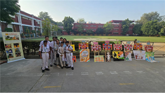 TRAIN TO FREEDOM - A JOURNEY THROUGH GANDHI'S LIFE (MIDDLE SCHOOL)