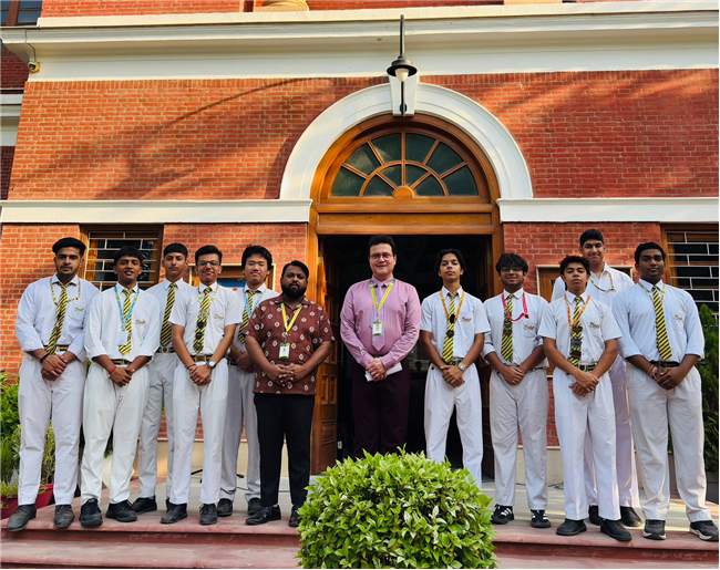 CLASS ASSEMBLY BY 12B - 