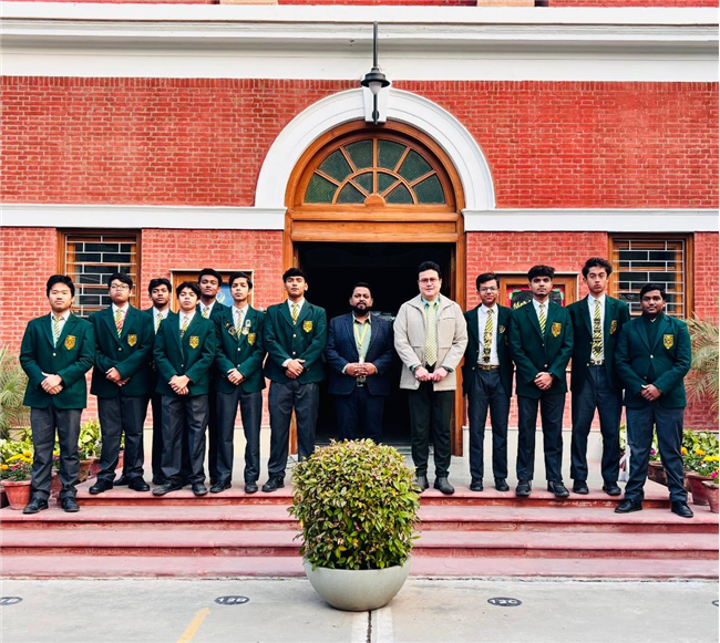 ASSEMBLY BY CLASS 11B - THE LIGHTHOUSE EFFECT