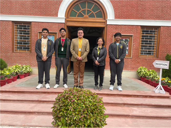 ASSEMBLY BY CLASS 11D - CRITICAL THINKING