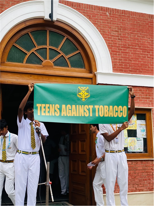 SPREAD AWARENESS ABOUT DRUG AND SUBSTANCE ABUSE - SENIOR SCHOOL