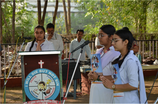 Prize Distribution Ceremony for Academic Toppers (Classes VI to IX and XI)