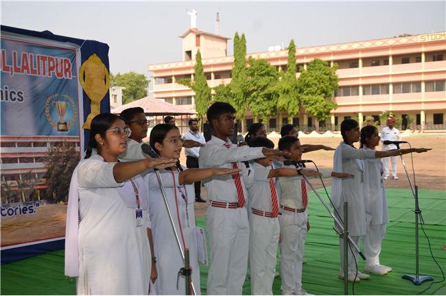 Prize Distribution Ceremony for Academic Toppers (Classes VI to IX and XI)