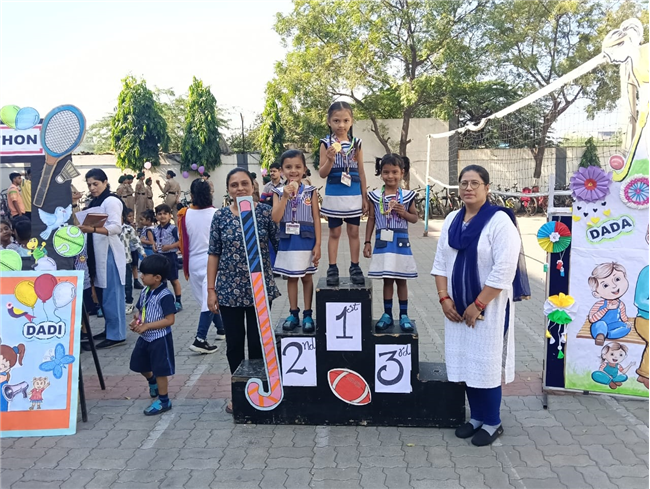 Pre-primary : Sports day
