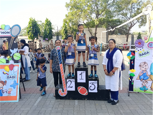 Pre-primary : Sports day