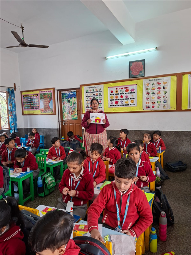 PAPER CRUSHING ACTIVITY OF CLASS UKG