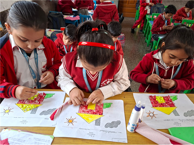 PAPER CRUSHING ACTIVITY OF CLASS UKG